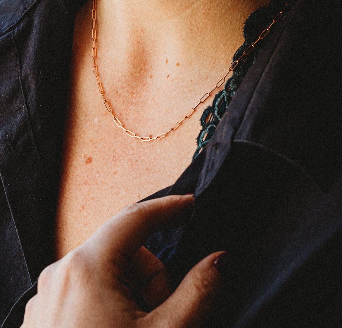 14k Rose Gold Paperclip Chain Necklace – 16" - Details