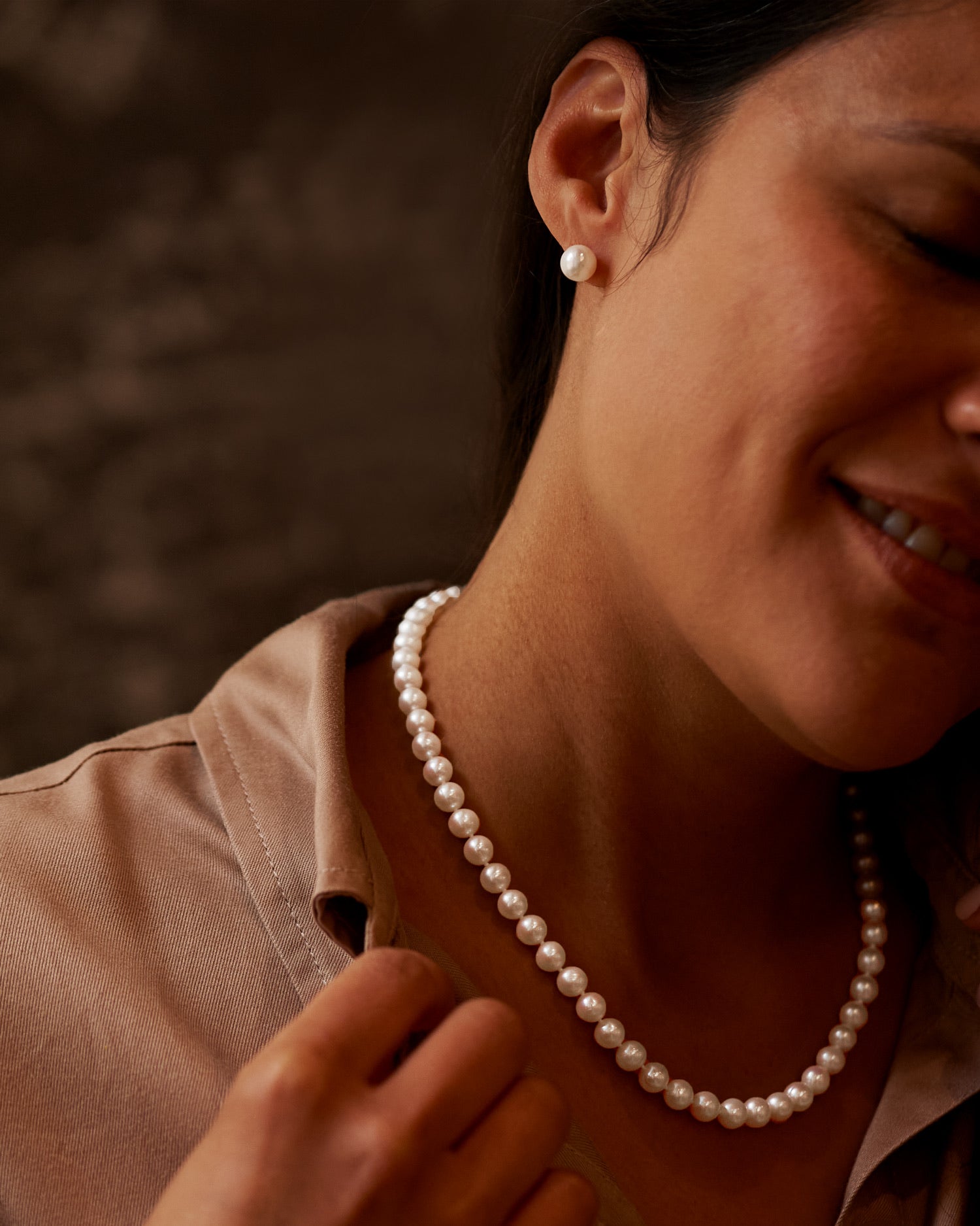 White Gold Freshwater Pearl Necklace - Classic Elegance
